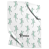 RiannaRianna_blanket_V_Blanket_Top_Bottom_Folds_Mockup.png