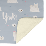 YukiYukiYuki_V_Blanket_Sherpa_Mockup.png