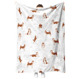 Alaskan_Malamute_V_Blanket_Model_Mockup.png