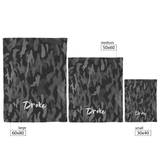DrakeDrake_V_Blanket_Size_Options_Mockup.png