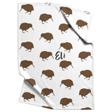 Elikiwi_V_Blanket_Top_Bottom_Folds_Mockup.png