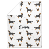 EmmeEmmeEmme_blanket_V_Blanket_Fold_Mockup.png