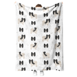 Papillon_blanket_regular_V_Blanket_Model_Mockup.png