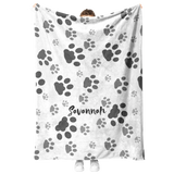 SavannahSavannah_V_Blanket_Model_Mockup.png