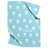 TitanyaTitanya_V_Blanket_Top_Bottom_Folds_Mockup.png